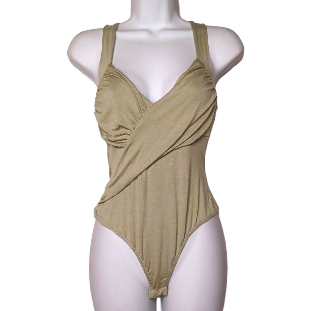 FASHION NOVA Olive Green Sleeveless Rushing Crossed Bodysuit Medium NWT - Picture 3 of 10
